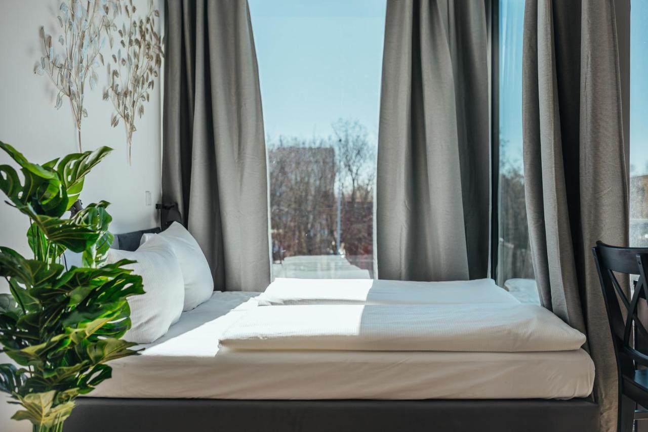 The Rix Studios & Suites Near Sbahn Neukolln Berlin Bagian luar foto