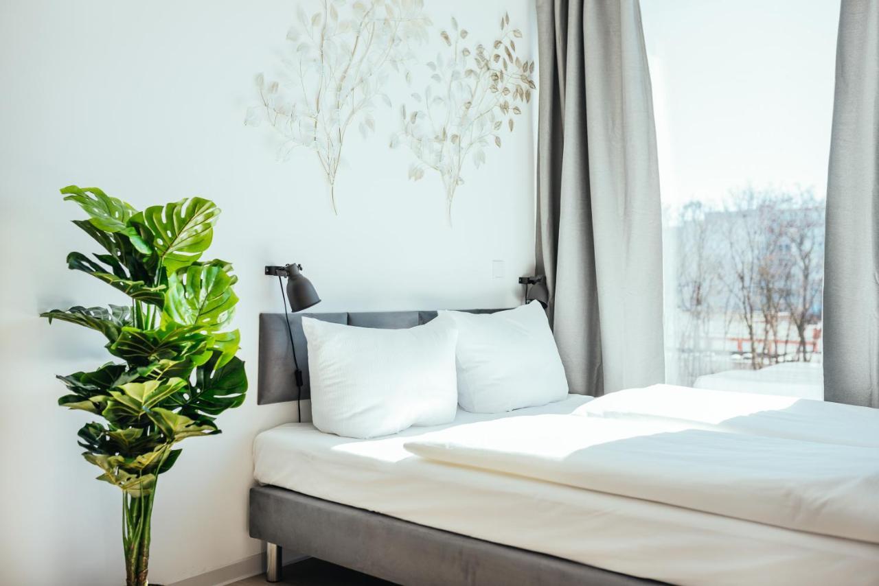 The Rix Studios & Suites Near Sbahn Neukolln Berlin Bagian luar foto
