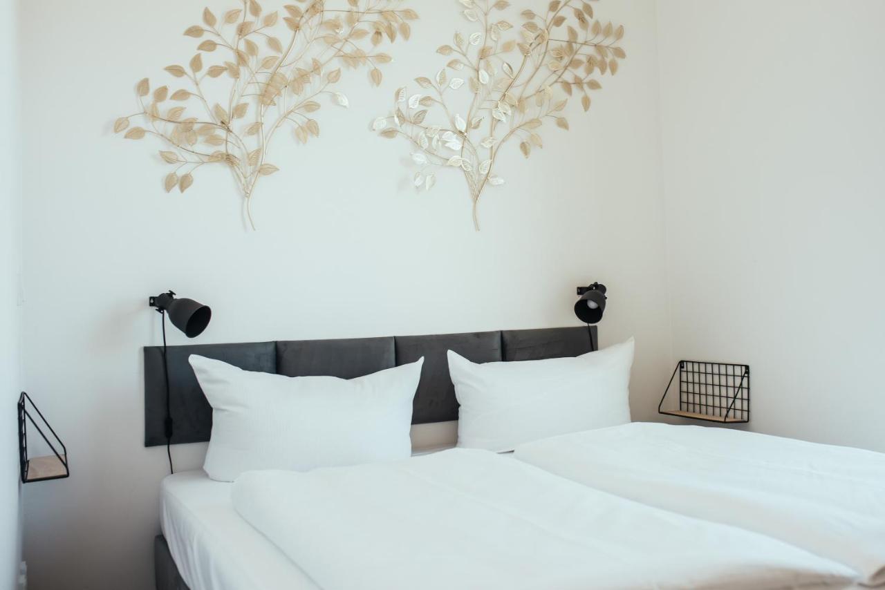 The Rix Studios & Suites Near Sbahn Neukolln Berlin Bagian luar foto