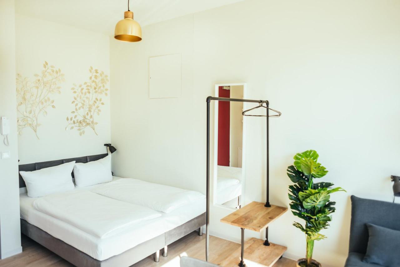 The Rix Studios & Suites Near Sbahn Neukolln Berlin Bagian luar foto