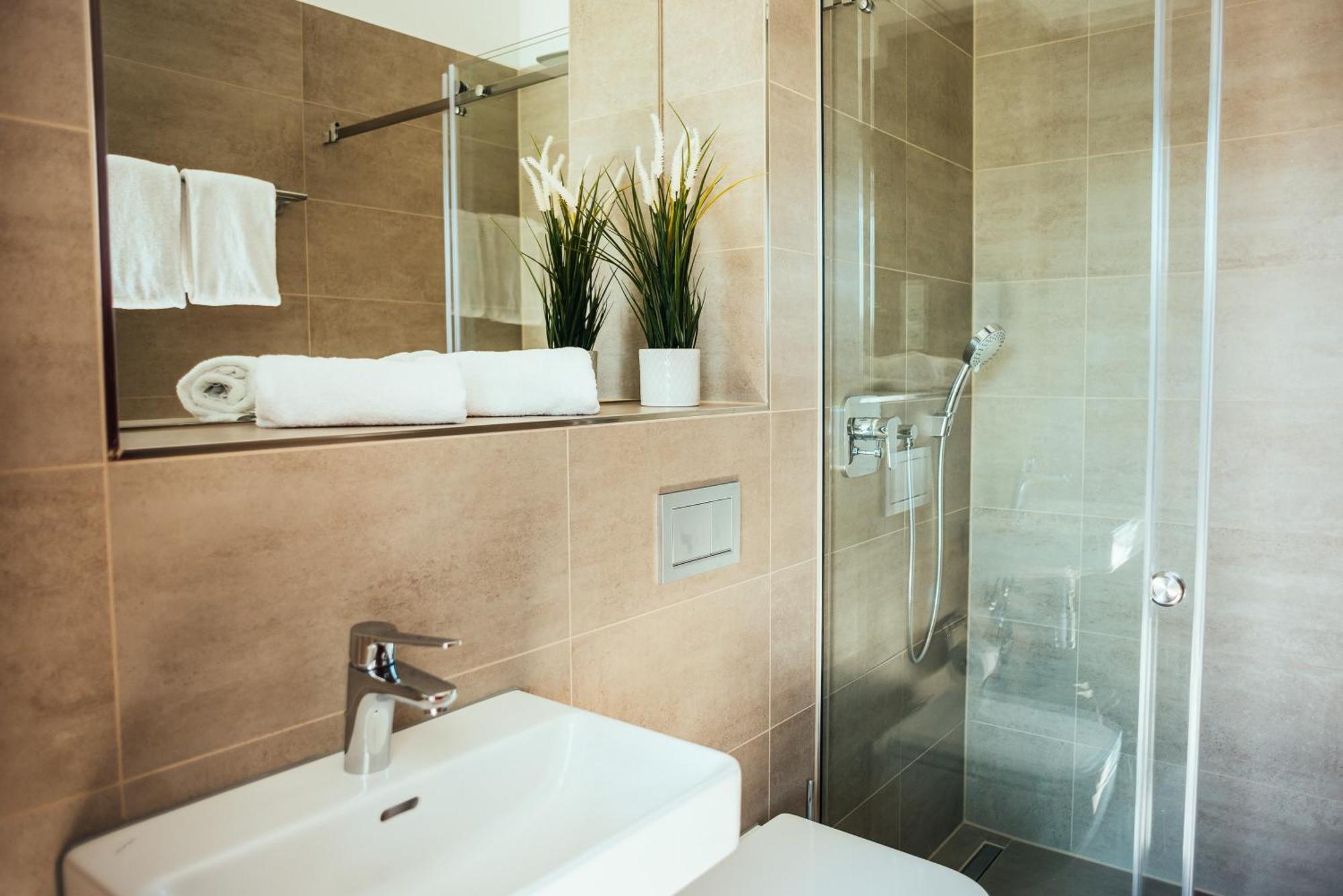 The Rix Studios & Suites Near Sbahn Neukolln Berlin Ruang foto